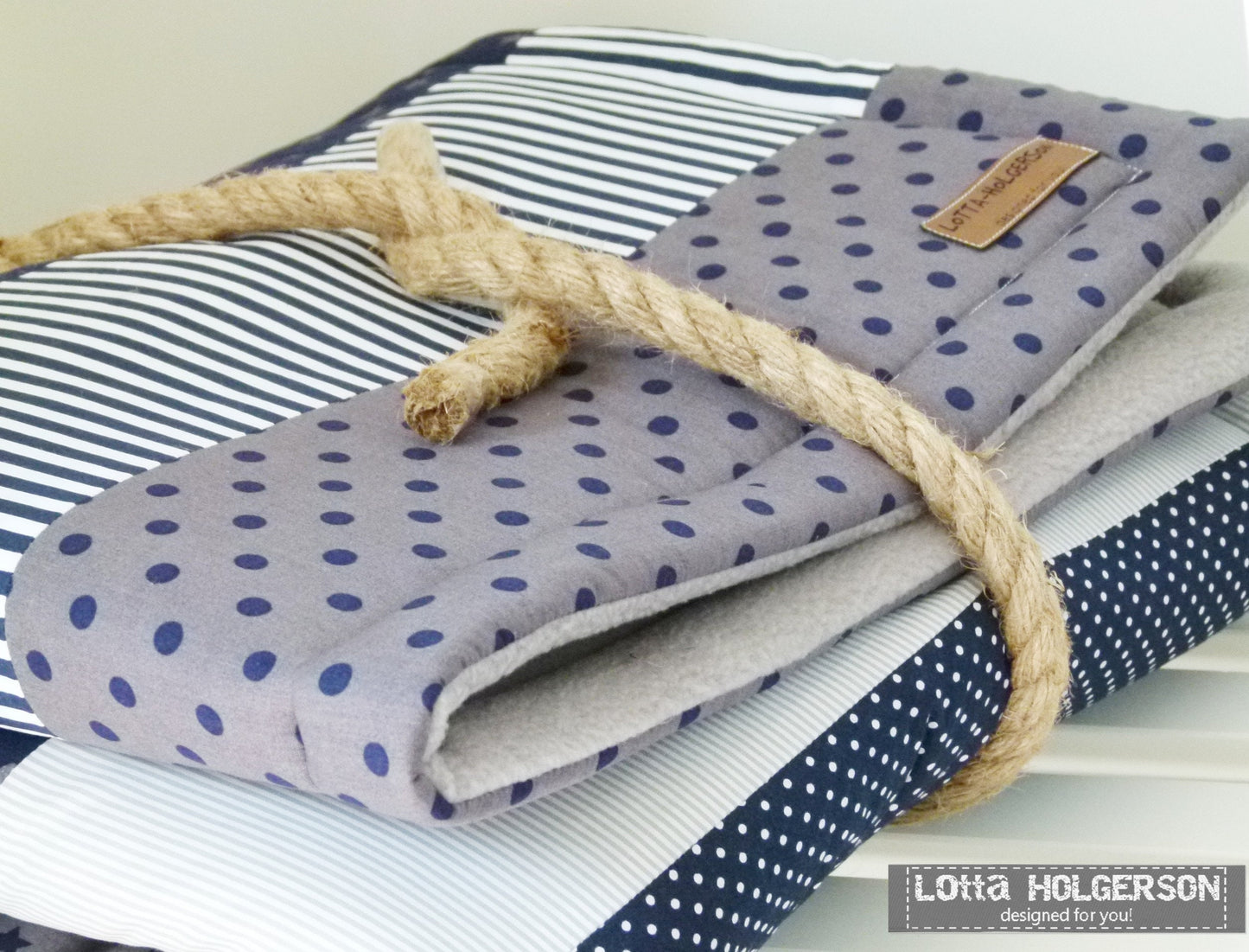 STRIPES - PATCHWORK - BABYDECKE - Tagesdecke - Kuscheldecke mit Namen