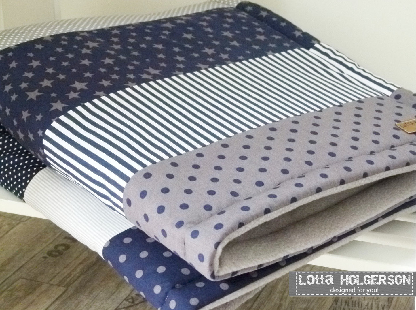 STRIPES - PATCHWORK - BABYDECKE - Tagesdecke - Kuscheldecke mit Namen