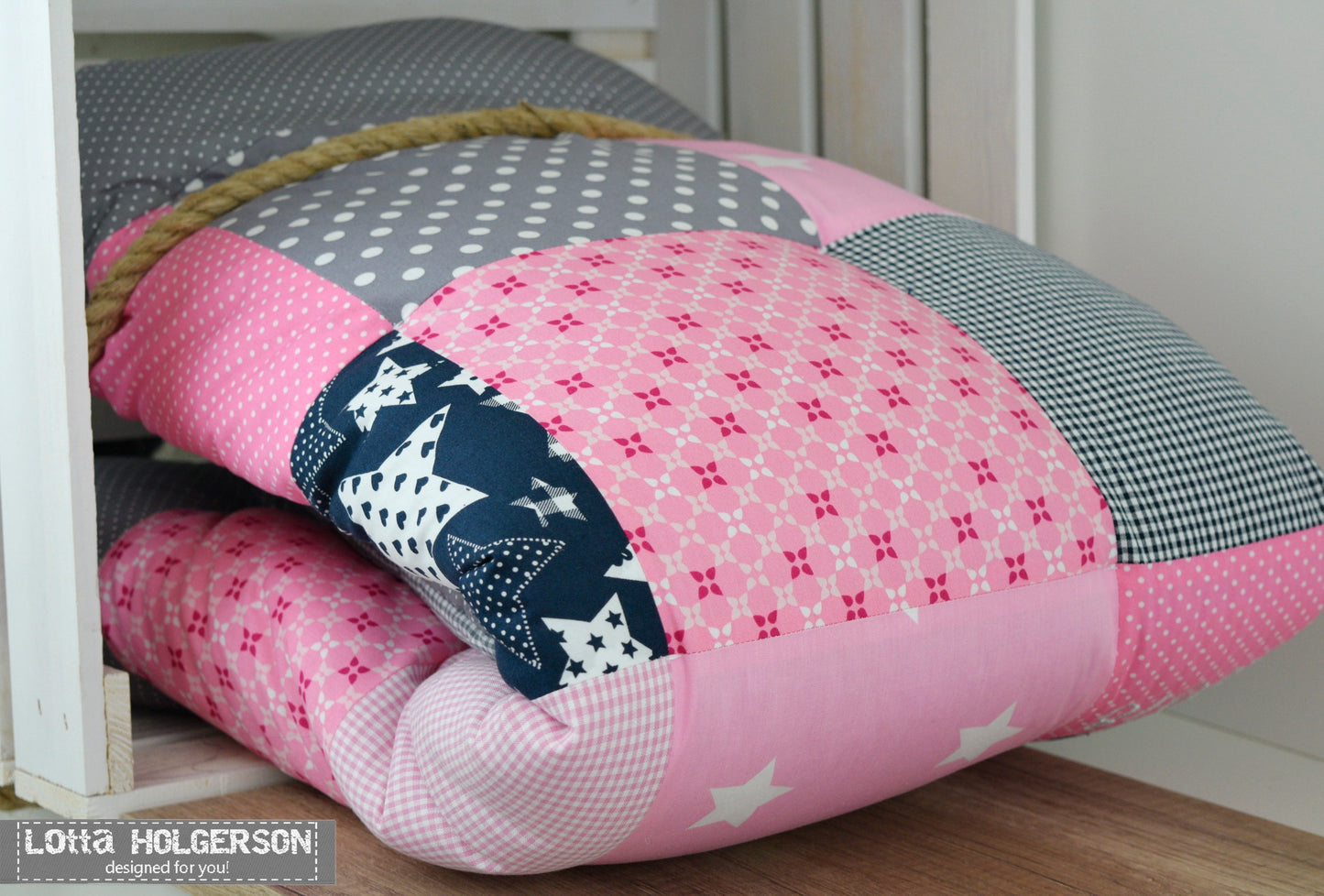 Krabbeldecke - Patchwork - DECKE - Babydecke - Rosa/Dunkelblau/Grau/Weiß - 3-4cm dick - mit Namen / Datum / Uhrzeit / Größe / Gewicht