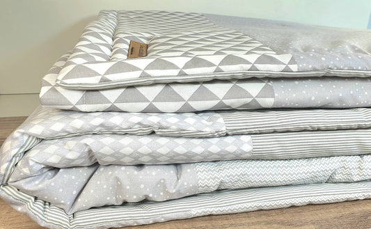 PATCHWORK - BABYDECKE - Tagesdecke - Kuscheldecke mit Namen
