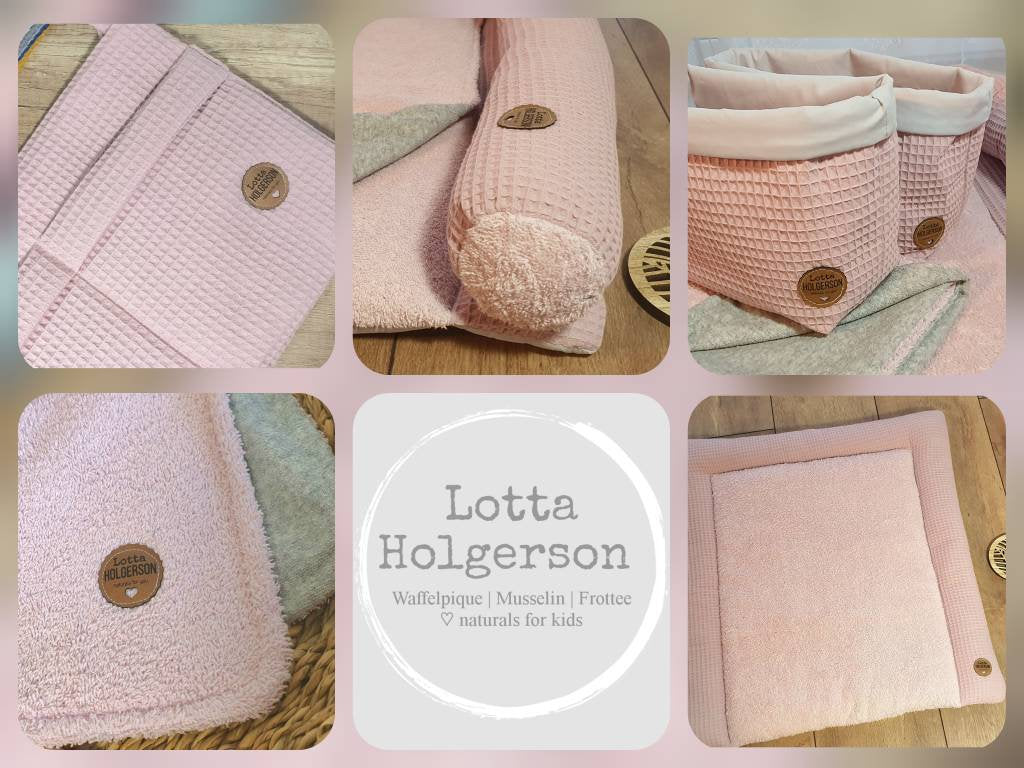 3-4cm dicke Krabbeldecke - Patchwork - Waffelstoff Decke - Babydecke - Federn altrosa/grau/weiß - mit Namen