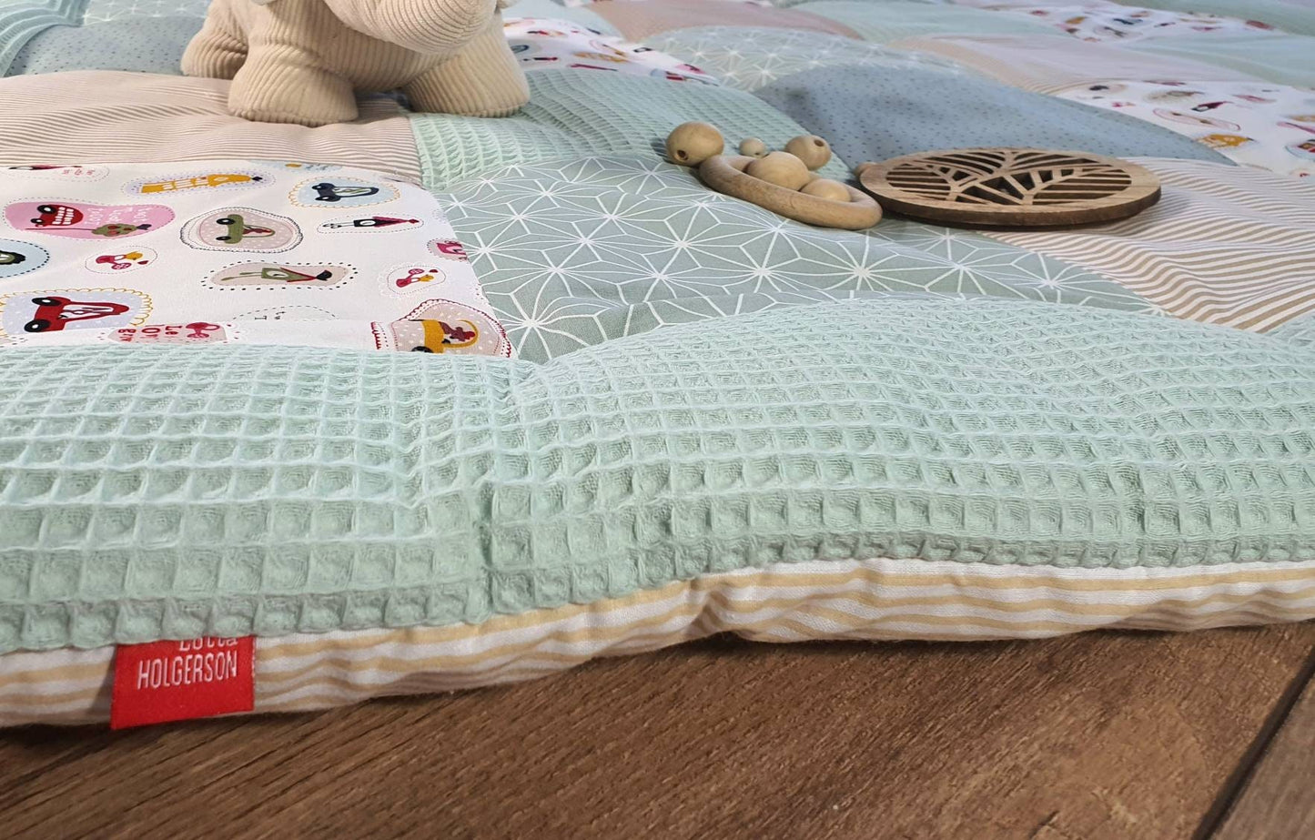 3-4cm dicke Krabbeldecke - Patchwork - Waffelstoff Decke - Babydecke - mit Namen Autos Tiere mint beige