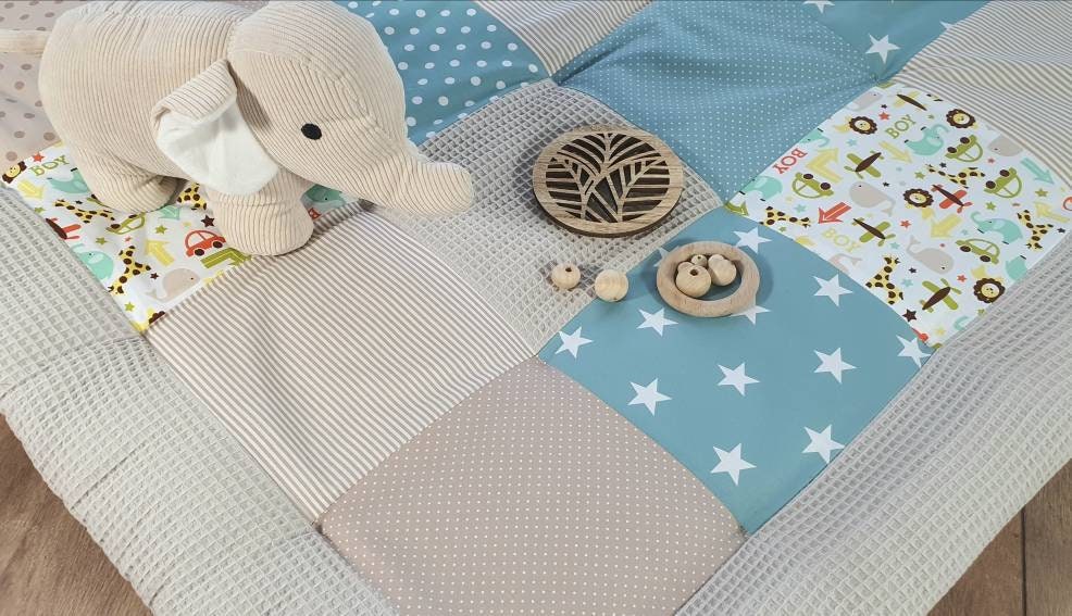 3-4cm dicke Krabbeldecke - Patchwork - Waffelstoff Decke - Babydecke - mit Namen Autos Tiere Elefant Löwe mint türkis beige