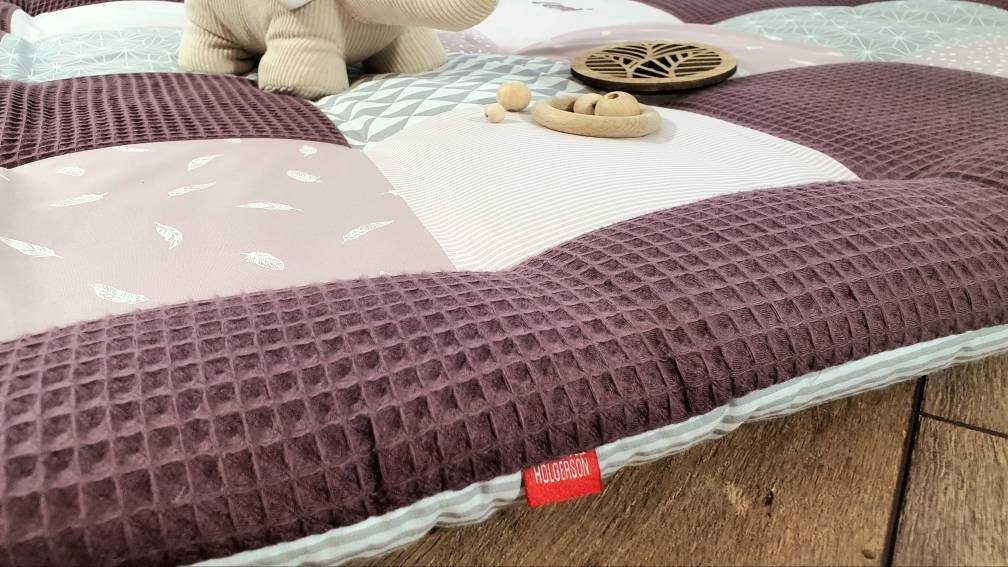 3-4cm dicke Krabbeldecke - Patchwork - Decke - Babydecke - Waffelpique Federn altrosa/grau/weiß - mit Namen
