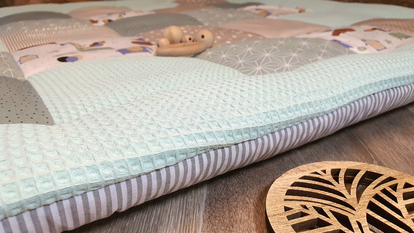 3-4cm dicke Krabbeldecke - Patchwork - Waffelstoff Decke - Babydecke - mit Namen ELEFANT GIRAFFE mint beige