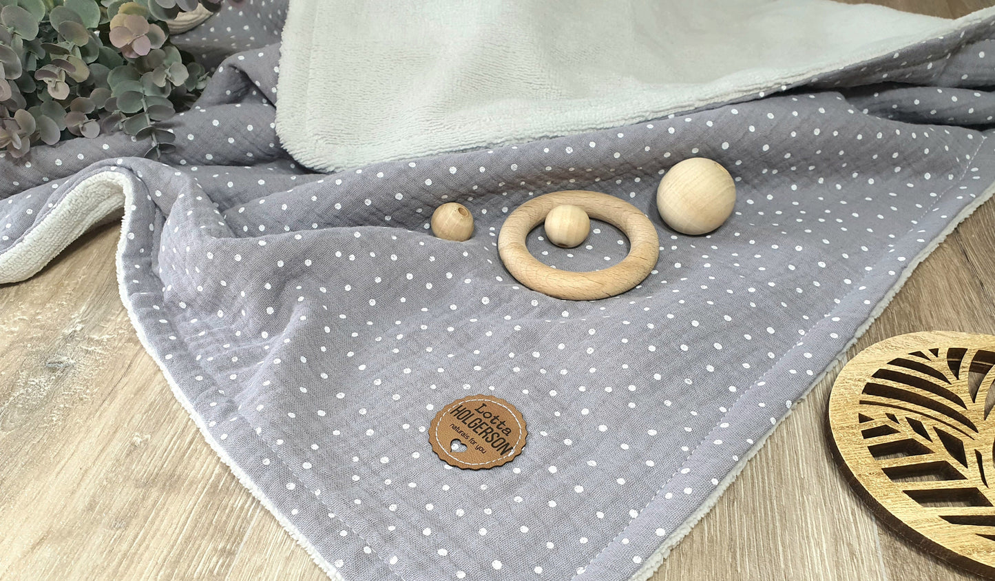 kuschelige Babydecke - personalisierbar mit Namen / Kuscheldecke / Geschenk Geburt Taufe / Musselin hellgrau Bamboo Frottee creme