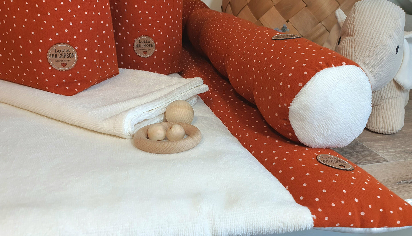 5er-Set - Wickelauflage inkl. Wickeltischrolle, wasserdichte Wickelunterlage, 2x Utensilos - Musselin rost flauschiger Bamboo Frottee beige
