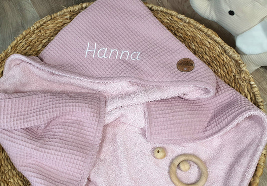 KAPUZENHANDTUCH - BADEPONCHO - Baby - Handtuch - mit Namen - Waffelstoff ALTROSA