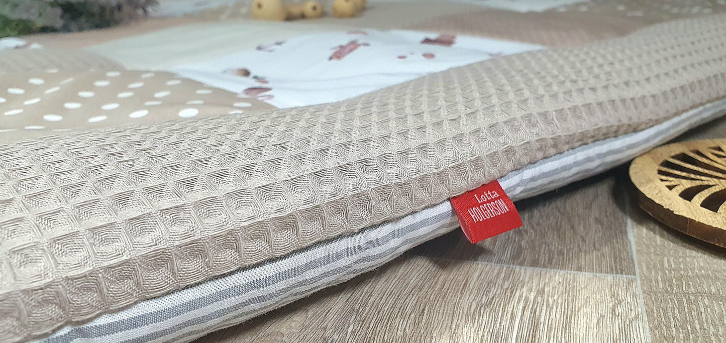 3-4cm dicke Krabbeldecke - Patchwork - Decke - Babydecke - MEERESTIERE taupe beige weiß - personalisierbar mit Namen