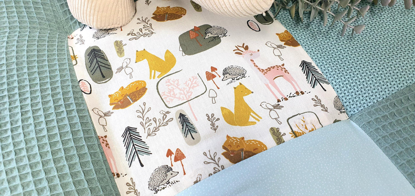3-4cm dicke Krabbeldecke - Patchwork - Waffelstoff Decke - Babydecke - mit Namen - WALDTIERE Fuchs Reh Igel - petrol altrosa senf
