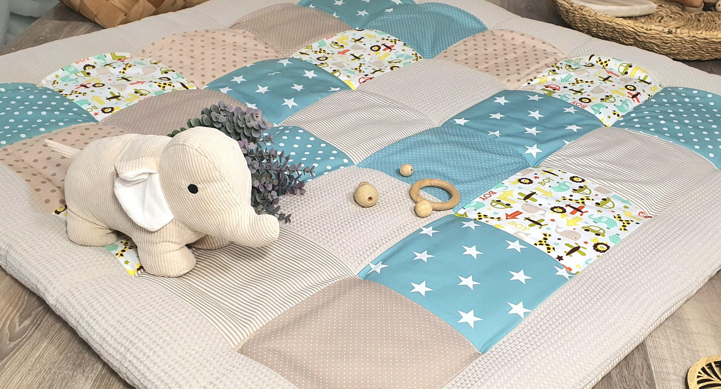 3-4cm dicke Krabbeldecke - Patchwork - Waffelstoff Decke - Babydecke - mit Namen Autos Tiere Elefant Löwe mint türkis beige