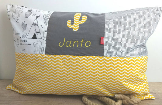 PATCHWORK - KISSENHÜLLE - KISSEN mit Namen - Kinderkissen - Kissen Baby - Kissen bestickt - Kuschelkissen in 40x40cm - 40x60cm - 40x80cm