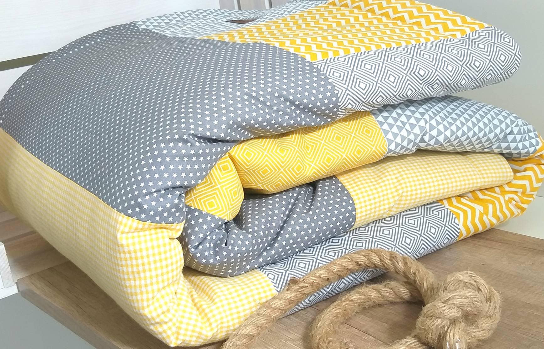 PATCHWORK - Tagesdecke - Kuscheldecke personalisierbar mit Namen