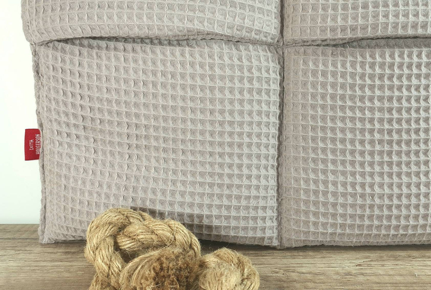 BETTUTENSILO aus Waffelstoff - praktische BETTTASCHE - Wandutensilo - Utensilo für Wickeltisch - Babybett und Laufstall - Organizer taupe
