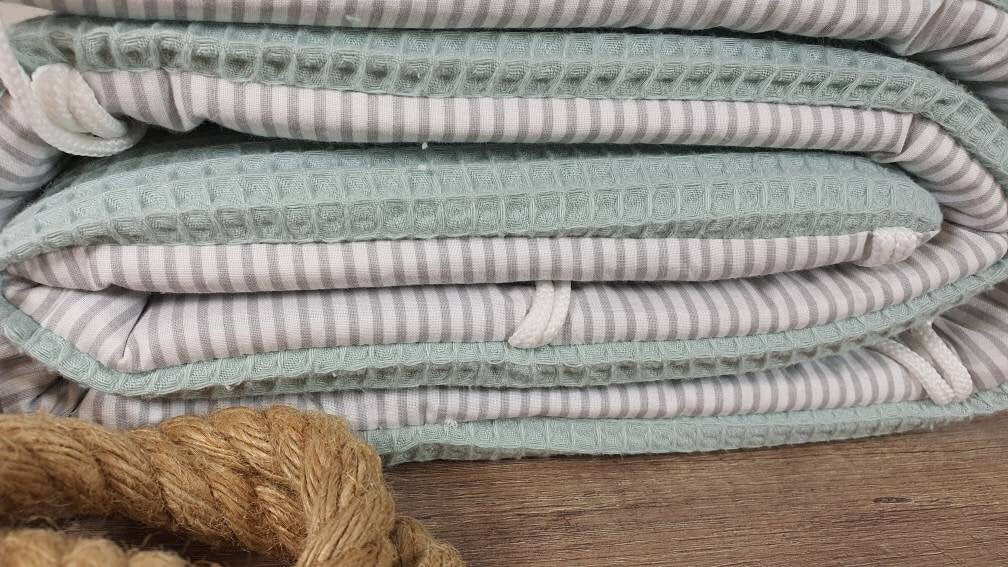 LATTICE UPHOLSTERY - PLAYPEN GRID PROTECTION - Waffle fabric waffle pellique * stripe dusty mint light grey white