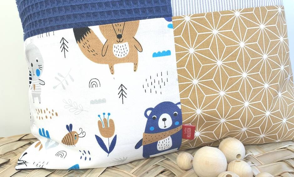 PATCHWORK - KISSENHÜLLE - Kissen mit Namen - Kinderkissen - Kissen Baby personalisierbar - Kuschelkissen - WALDTIERE darkjeans senf