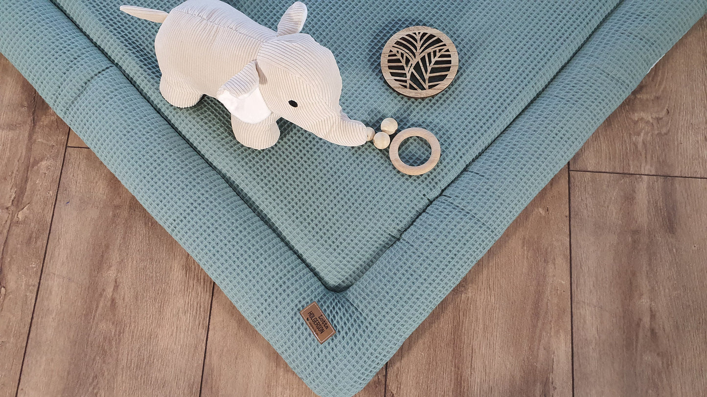 Waffelpique Krabbeldecke Laufstalleinlage Babydecke Spieldecke personalisierbar mit Namen PETROL