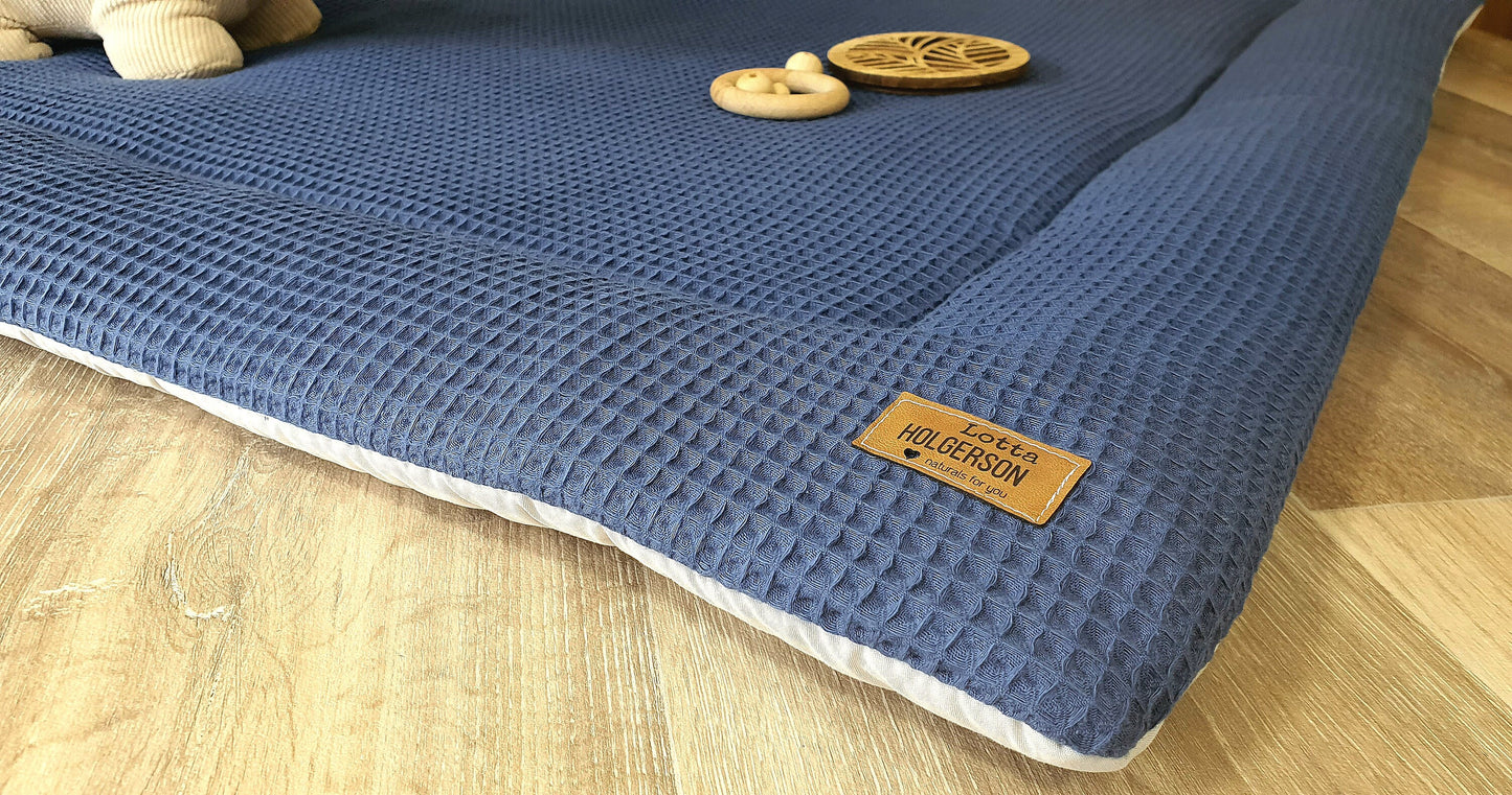 Waffelpique Krabbeldecke Laufstalleinlage Babydecke Spieldecke personalisierbar mit Namen DARKJEANS
