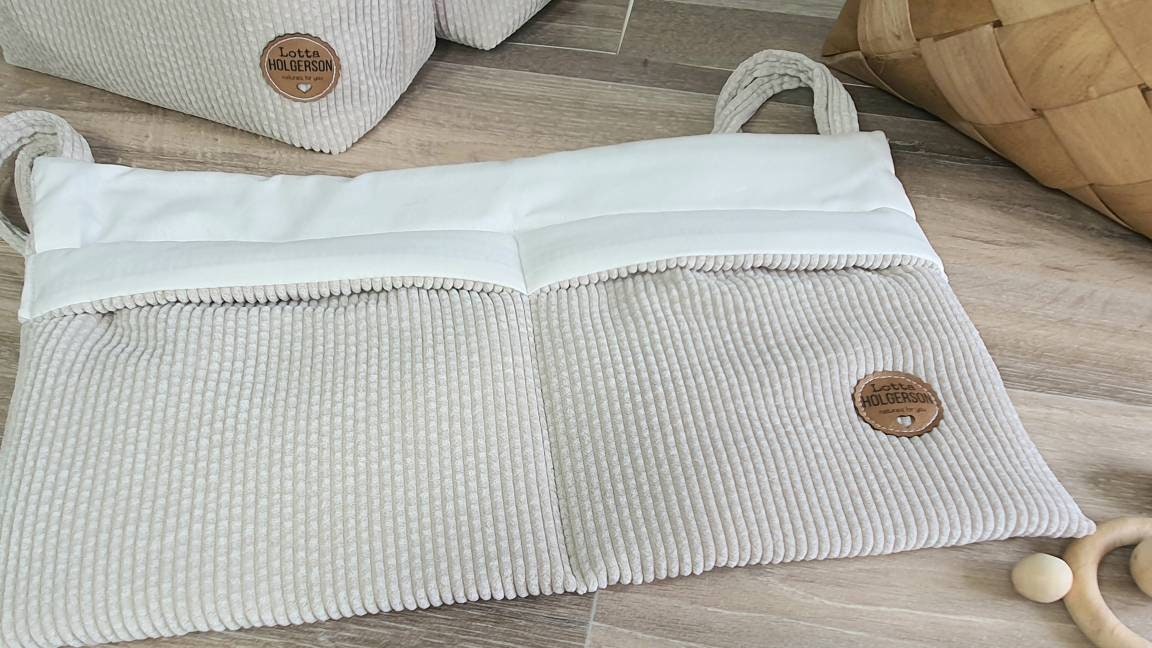 Cord Krabbeldecke Laufstalleinlage Babydecke 3-4cm dick personalisierbar mit Namen - beige sand creme