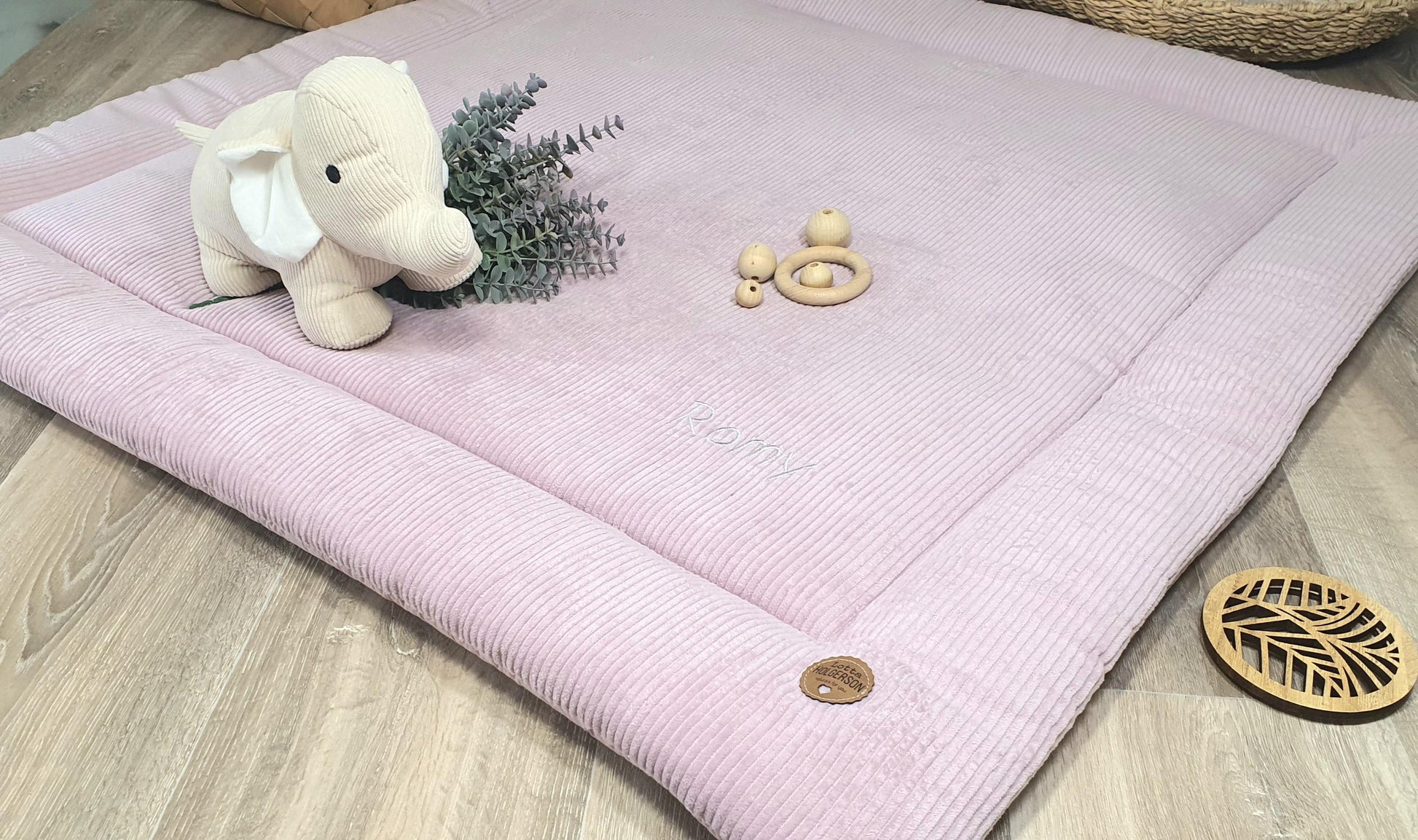 Cord Krabbeldecke Laufstalleinlage Babydecke 3-4cm dick personalisierbar mit Namen - altrosa