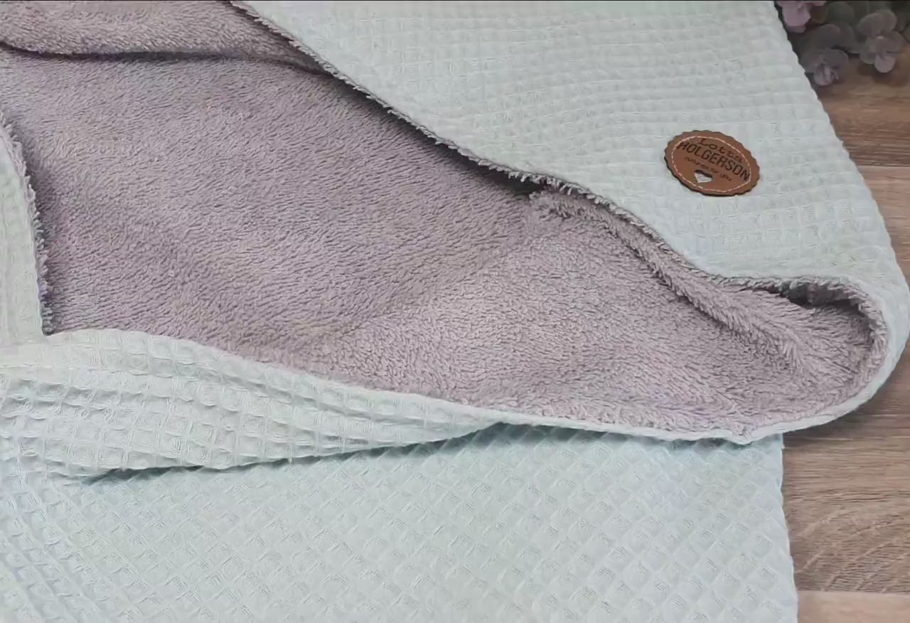 KAPUZENHANDTUCH - BADEPONCHO - Baby - Handtuch - mit Namen - Waffelstoff DUSTYMINT Frottee grau