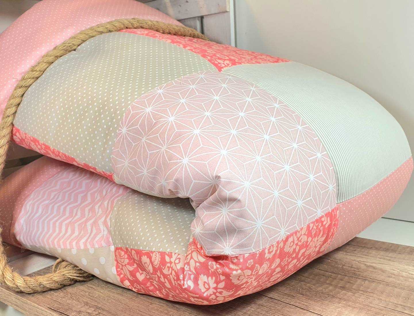 KRABBELDECKE - PATCHWORK - Decke - Babydecke - beige rose koralle weiß - personalisierbar mit Namen / Datum / Uhrzeit / Größe / Gewicht