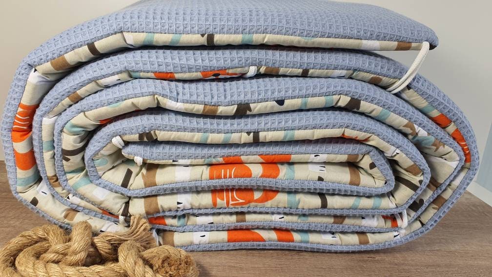 GRID CUSHION - PLAYPEN GRID PROTECTION - Waffle Fabric Waffle Pellique * Forest Animals Fox Bear dustyblue light blue cream