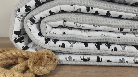 LATTICE UPHOLSTERY - PLAYPEN GRID PROTECTION - Waffle fabric waffle pellique * cacti light grey black white