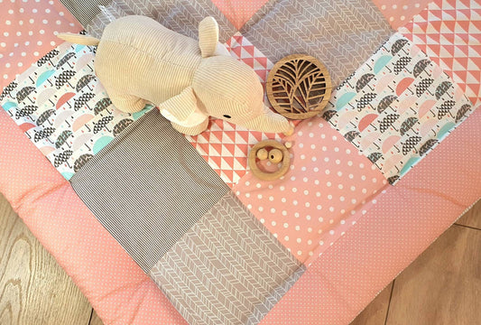 Krabbeldecke - Waffelstoff- Patchwork - Decke - Babydecke / puderrosa / weiß - personalisierbar mit Namen / Datum