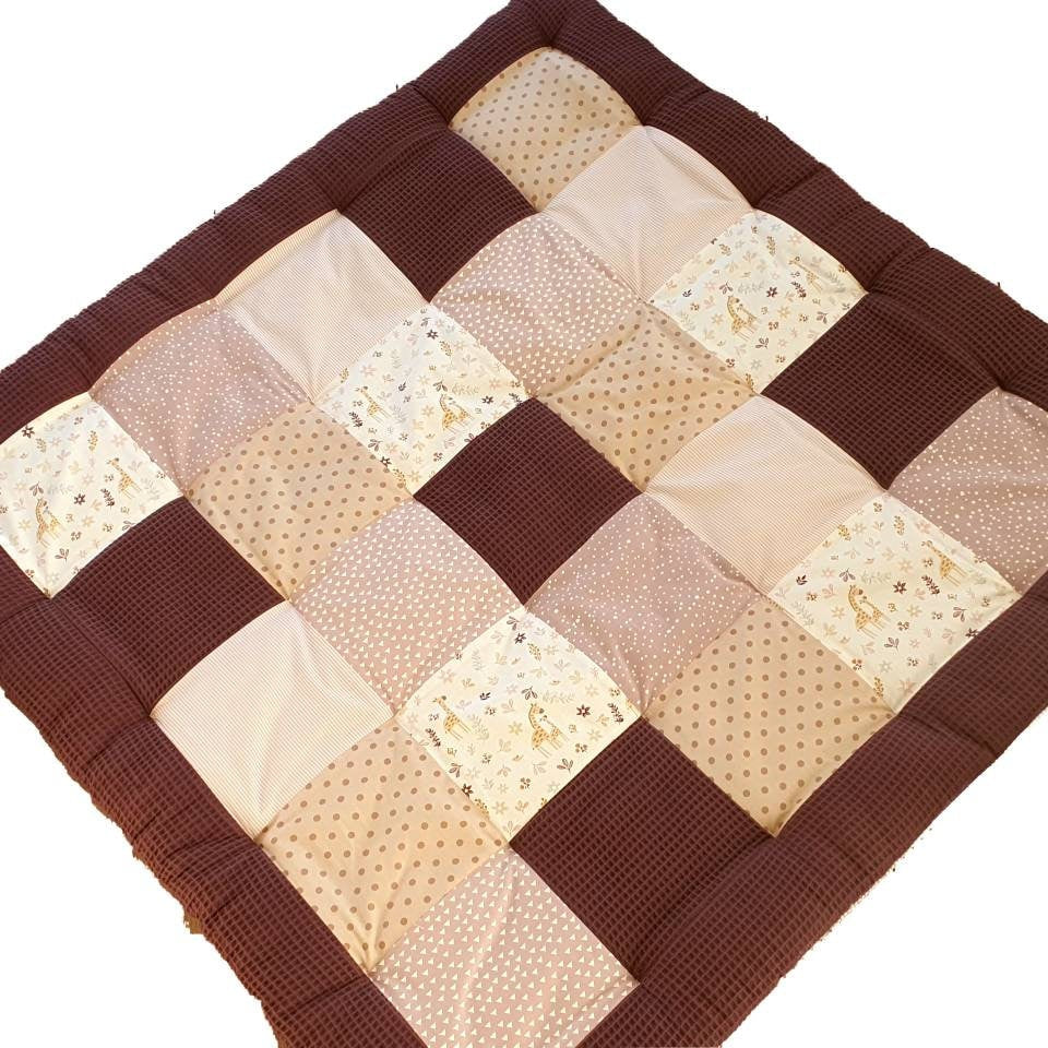 Krabbeldecke - Patchwork - Waffelpique Decke - Babydecke -  mit Namen personalisierbar - Mauve Beige Tiere Giraffe